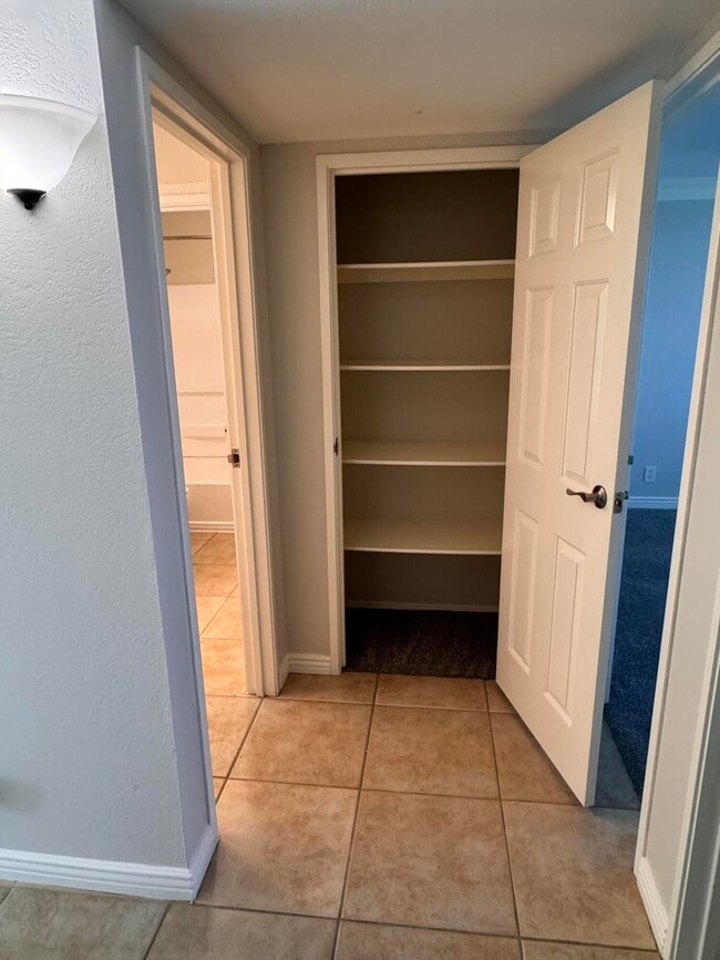 Building Photo - 43376 Cook St