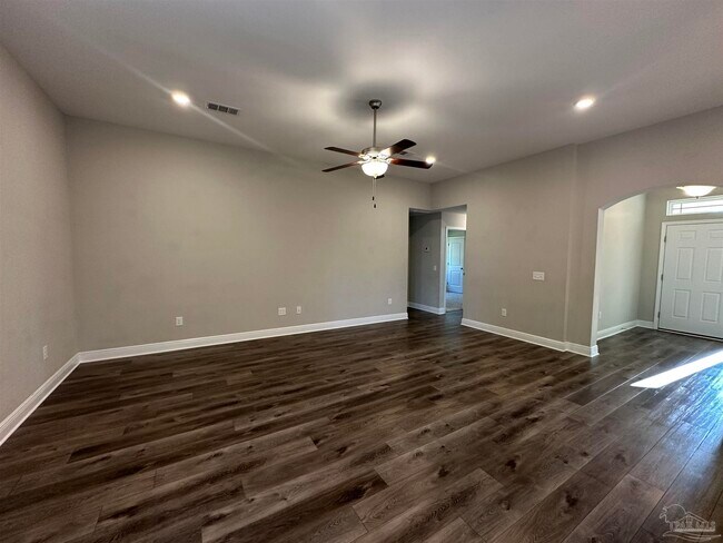 Building Photo - 5762 Dunridge Drive