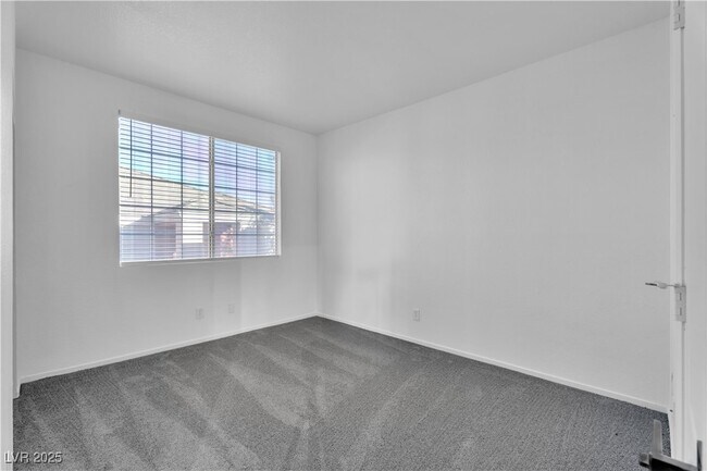 Building Photo - 7709 Himalayas Ave