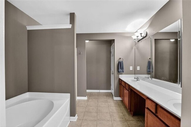 Building Photo - 1656 Granville Ct