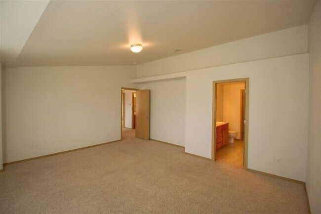 Building Photo - 9511 W Caelen Ave