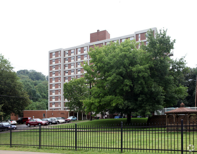 Primary Photo - Fawcett Apartments