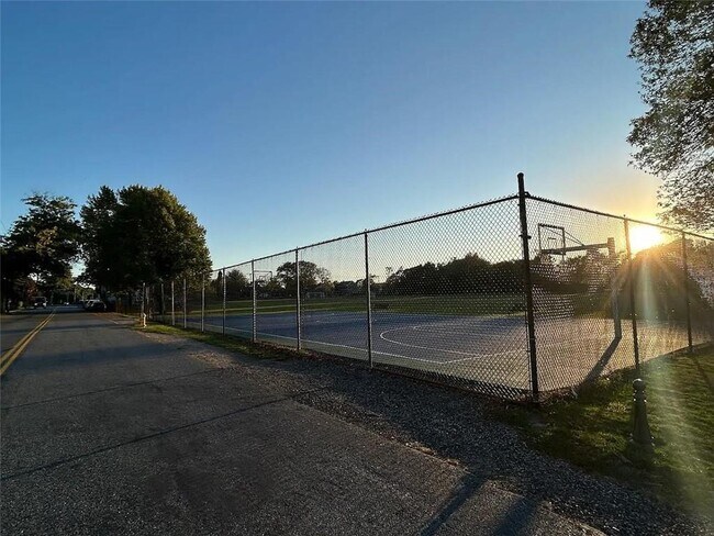 Building Photo - 70 Carroll Ave