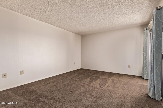 Building Photo - 19846 N Star Ridge Dr