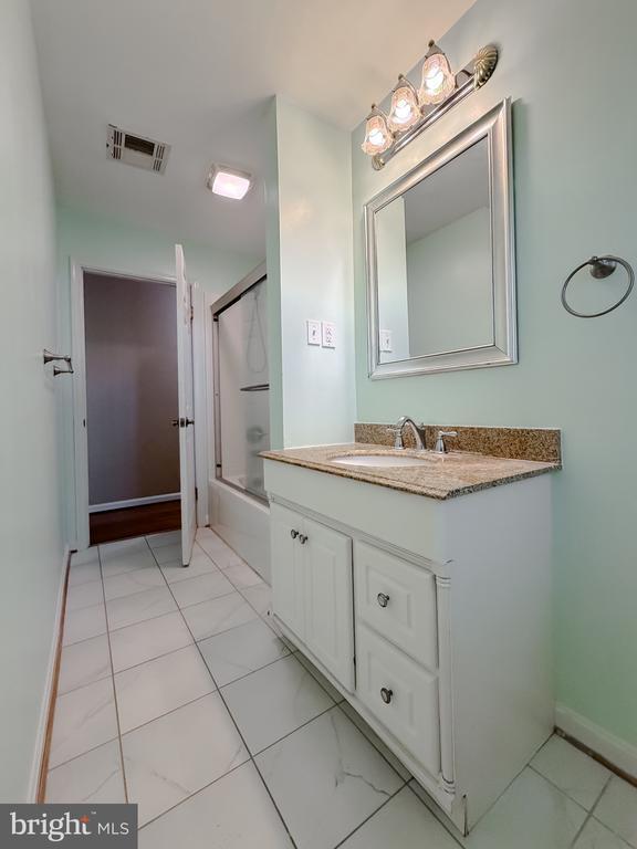 Building Photo - 19479 N Snow Hill Manor Rd