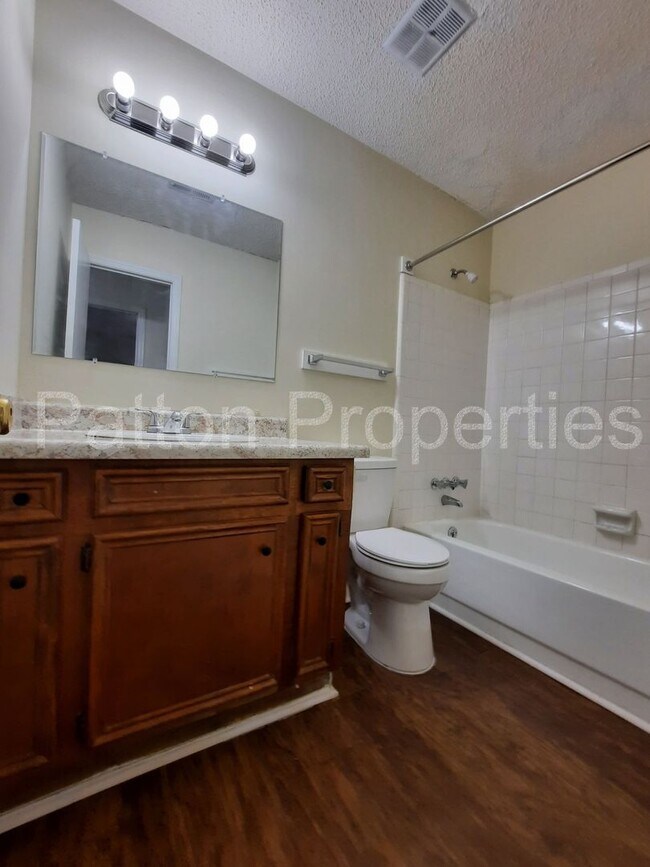 Building Photo - 1833-1835 Kathleen Drive -  Outside CoC -R...