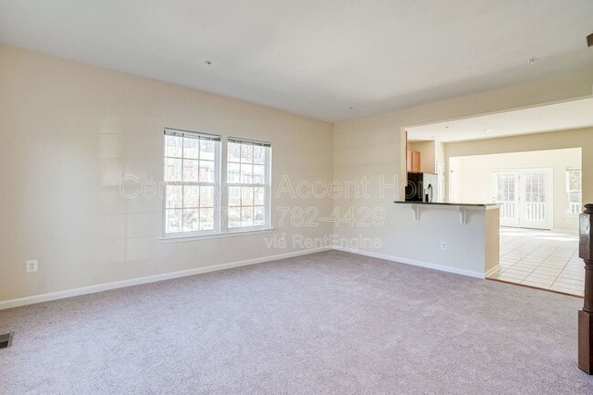 Building Photo - 23515 Forest Haven Way