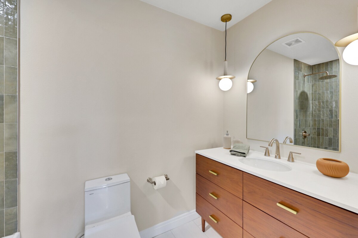 Building Photo - 3212 Moonflower Dr