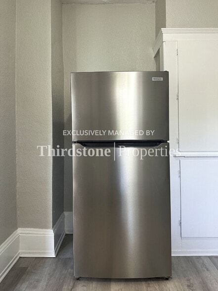 Building Photo - 2903 Dignan St