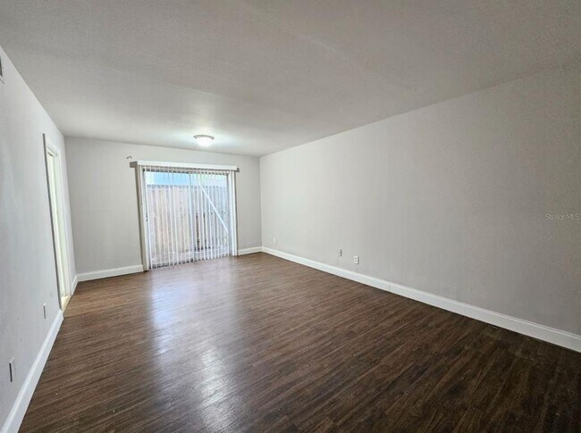 Building Photo - 7611 Paula Dr