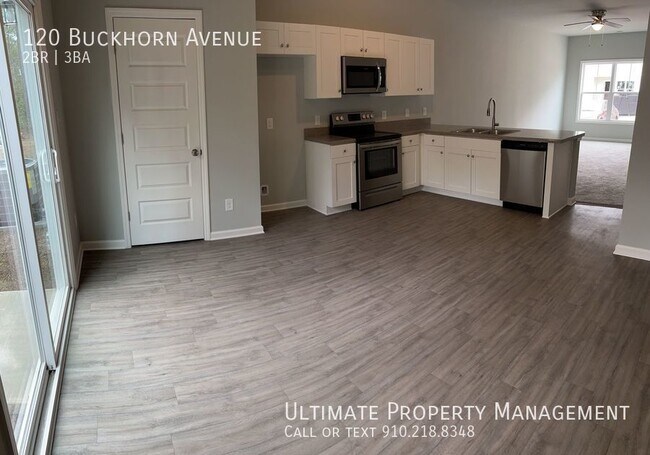 Building Photo - 2BR/3BA Townhome Available for Rent in Hol...