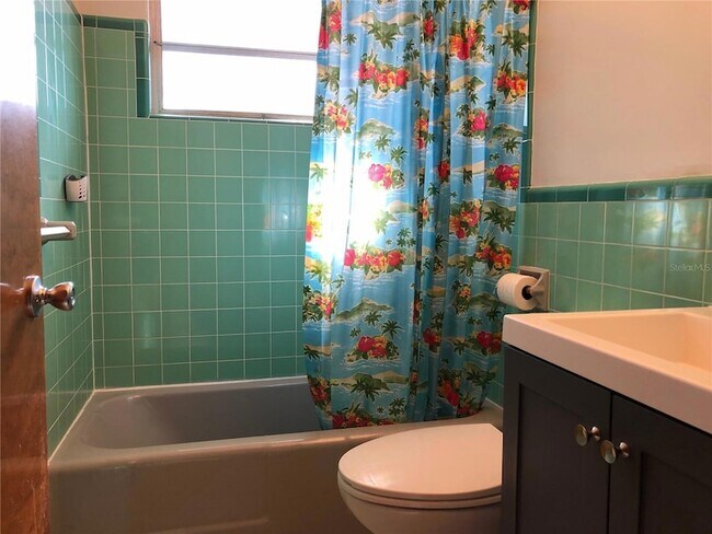 Building Photo - 80 Beverly Cir