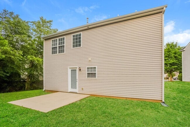 Building Photo - 1409 Cedar St