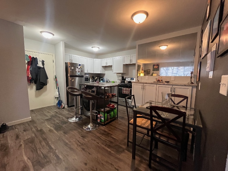 Building Photo - 2545 N Cramer St