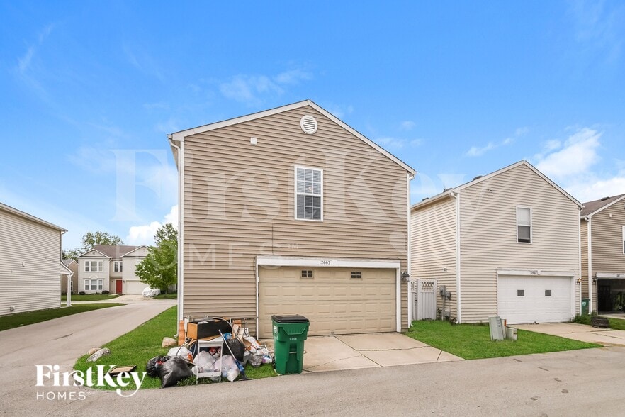 Building Photo - 12663 Republic Dr