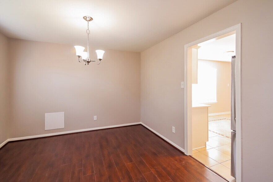 Building Photo - 4839 Callery Creek Dr