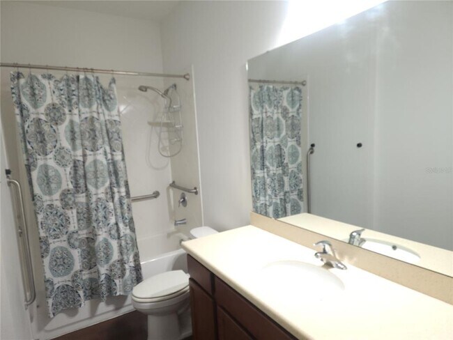 Building Photo - 3230 Stratton Cir