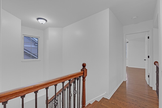 Building Photo - 141 Manchester Ct