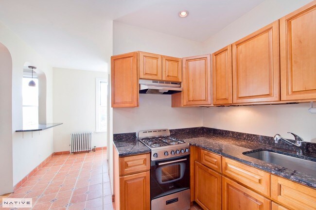 Building Photo - 107 N 8th St