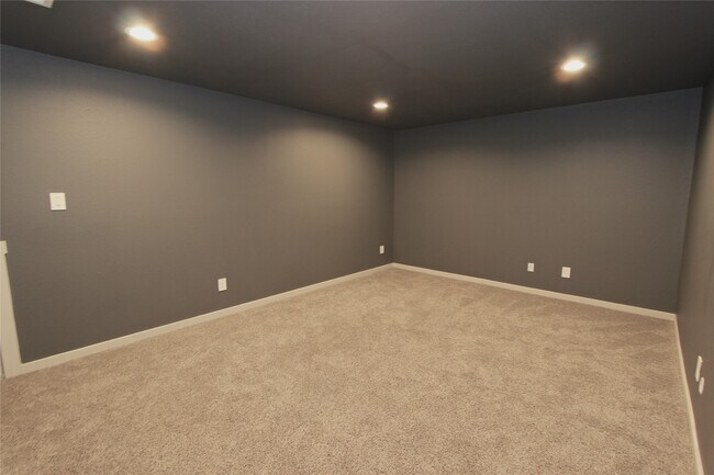 Building Photo - 3570 Joshua Grv Ln