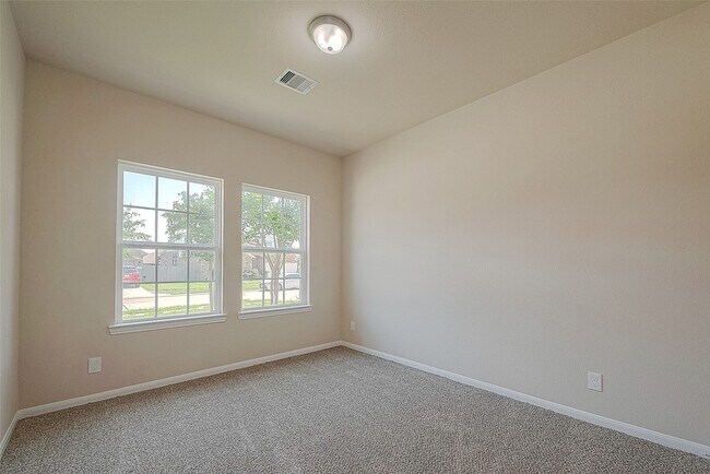 Building Photo - 4435 Painted Bunting Ln