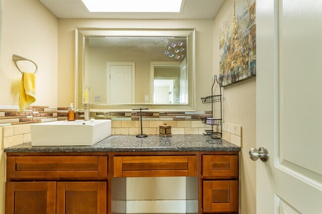 Building Photo - 14357 Misty Meadow Ln