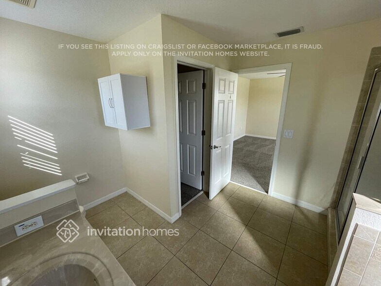 Building Photo - 3340 Cardinal Feather Dr