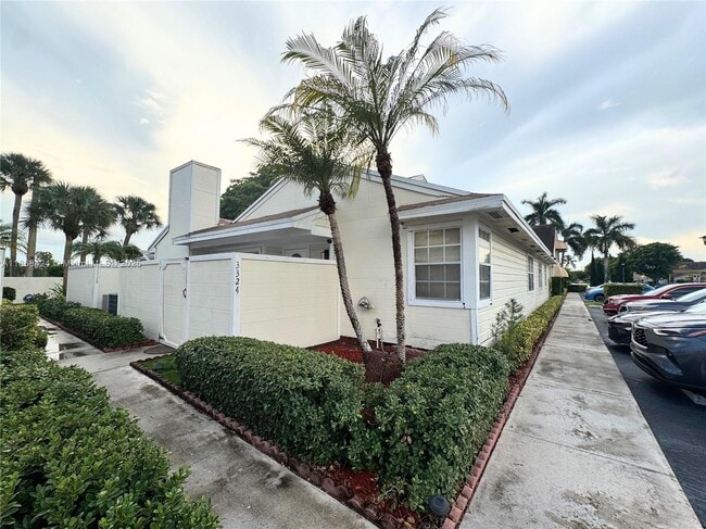 Building Photo - 3324 NW 101st Ave