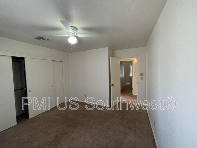 Building Photo - 3371 Sharon Ln