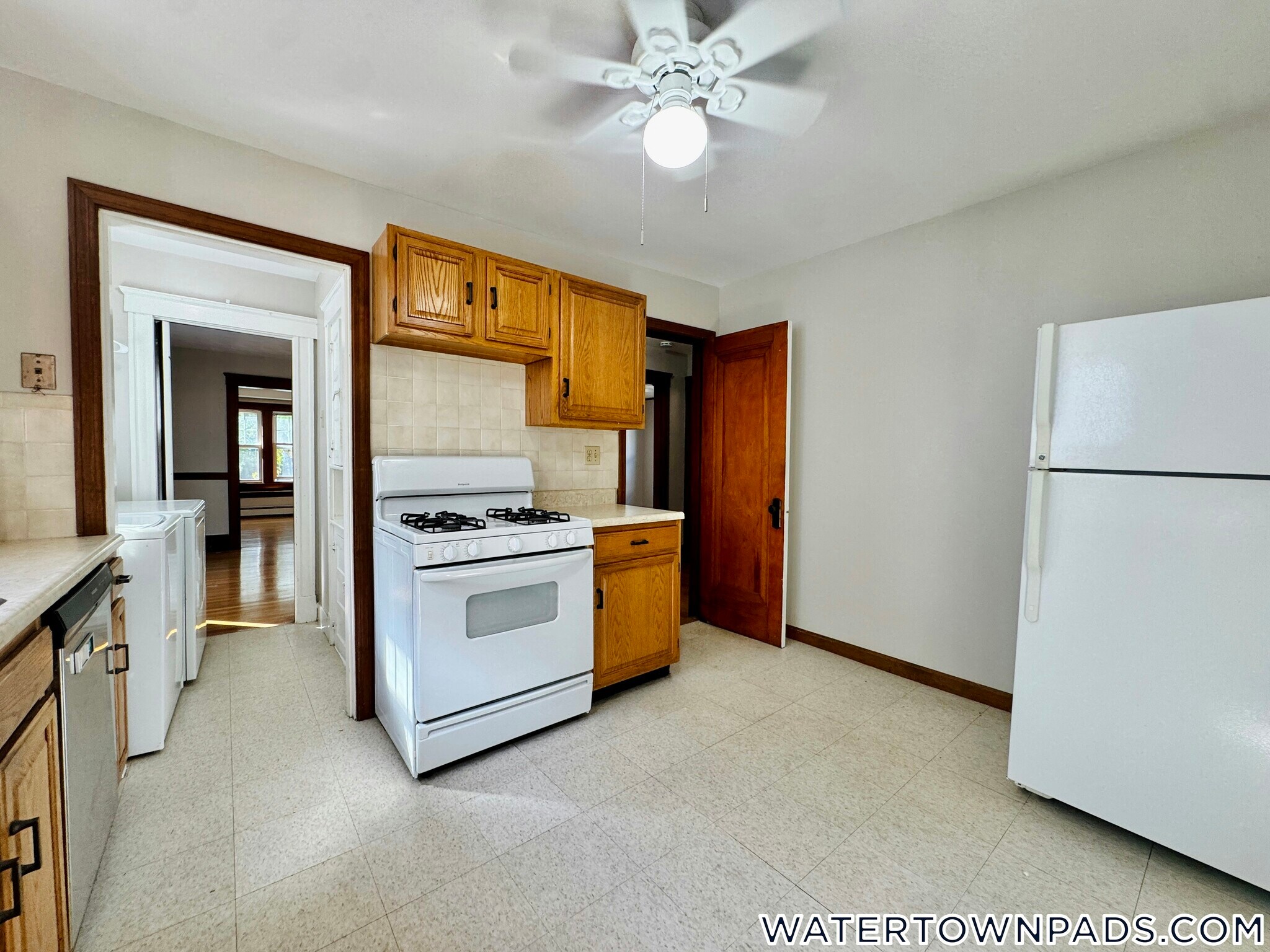 Building Photo - 137 Hillside Rd