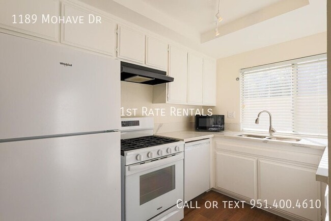 Building Photo - 1189 Mohave Dr