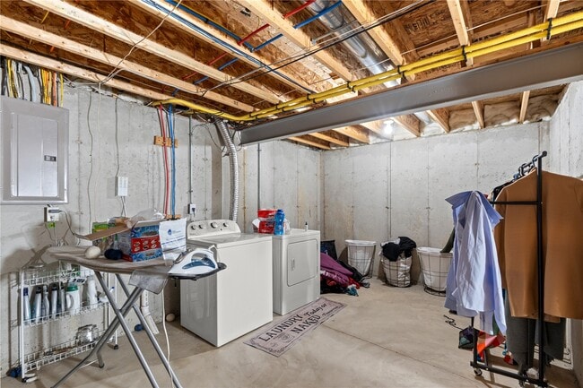 Building Photo - 3138 Waterwheel Pl