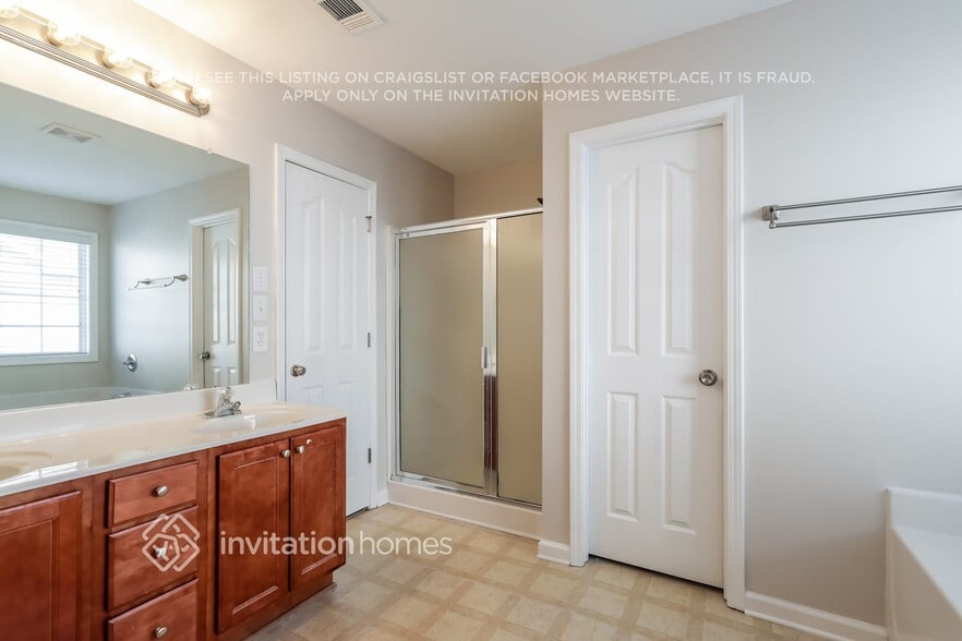 Building Photo - 5219 Cedar Shoals Dr