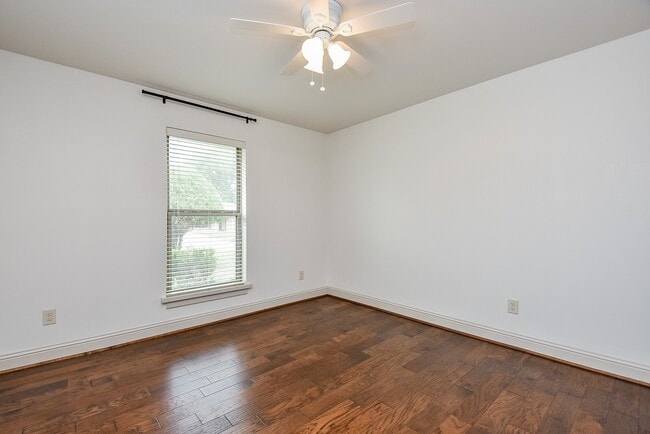 Building Photo - 5815 Dryad Dr