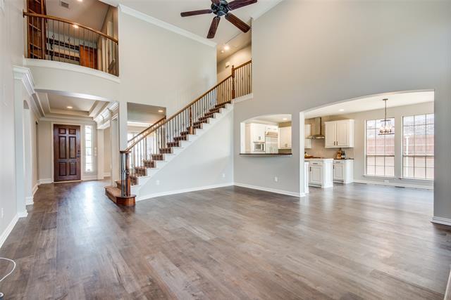 Building Photo - 10845 Silver Dollar Dr