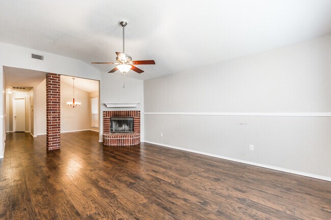 Building Photo - 3724 Chaddybrook Ln