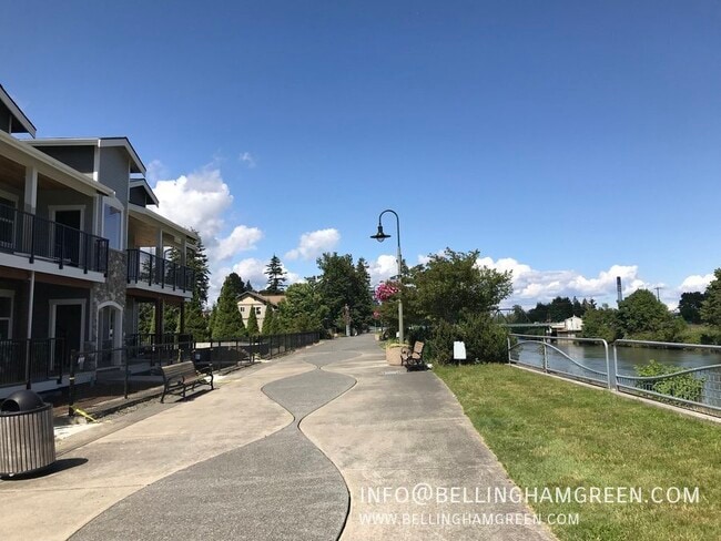 Building Photo - 2008 Cherry St