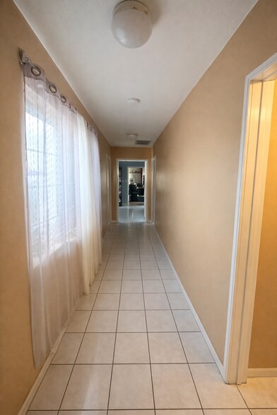 Building Photo - 4119 W 164th St