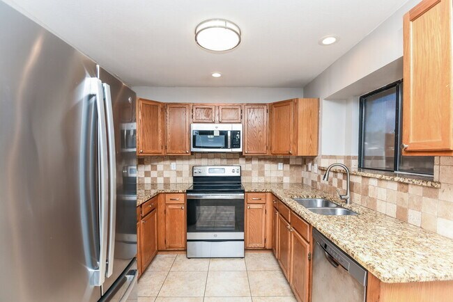 Building Photo - 8701 Elbe Trail