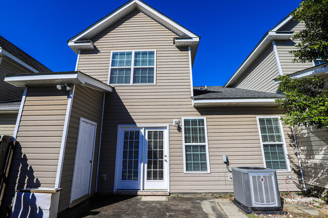 Building Photo - 1406 Leigh Ct