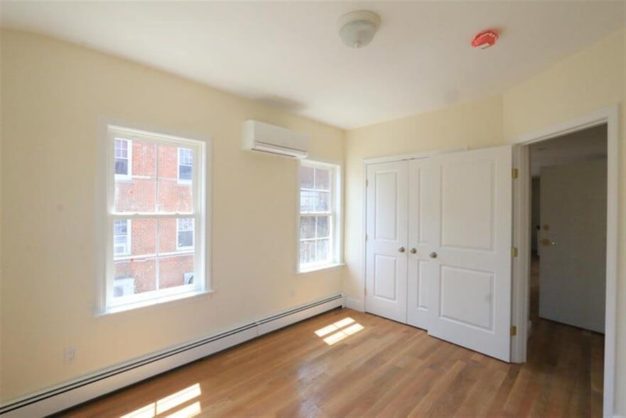 Building Photo - 221 Massachusetts Ave