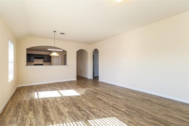 Building Photo - 2414 Peterborough Way