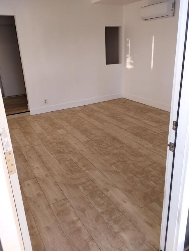 Building Photo - Upgraded 1 bedroom/1 bath in Beaumont!