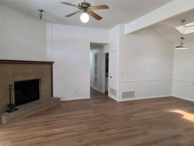 Building Photo - 1306 SW 96th St