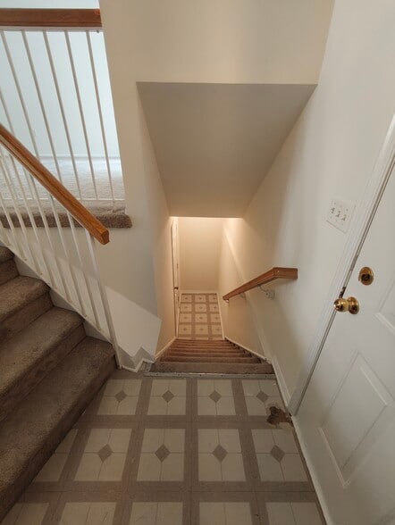 Building Photo - 468 Great Beds Ct