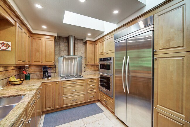 Building Photo - 4bd/3ba Sammamish House