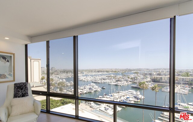Building Photo - 4335 Marina City Dr