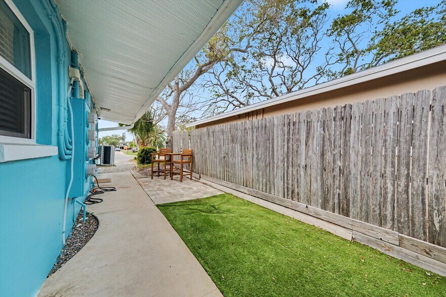 Building Photo - 711 E Gulf Blvd