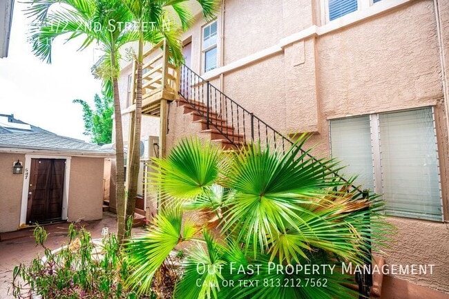 Building Photo - 543 1/2 2nd Street N-