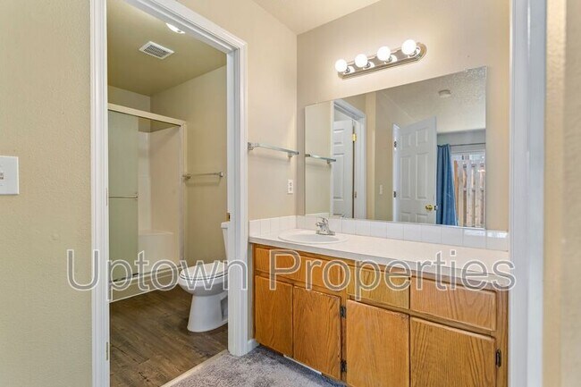 Building Photo - 14162 SE Summerfield Loop